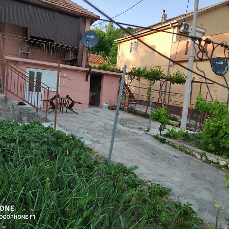 Apartman Pavle 2 Virpazar Buitenkant foto