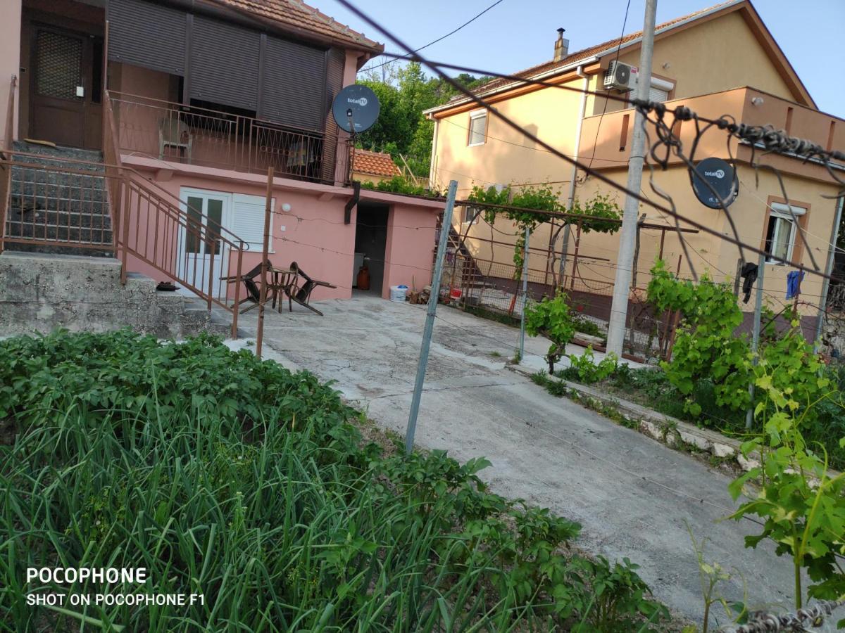 Apartman Pavle 2 Virpazar Buitenkant foto