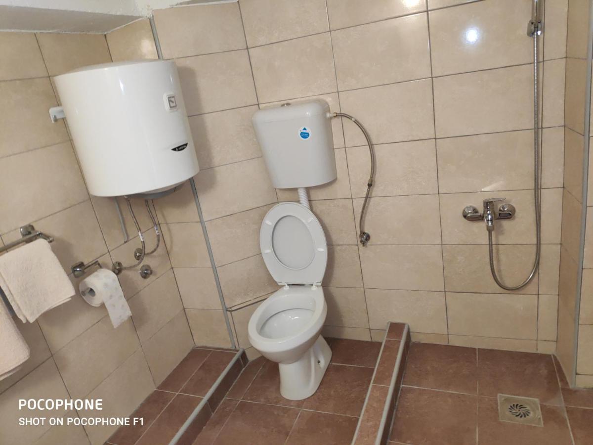 Apartman Pavle 2 Virpazar Buitenkant foto